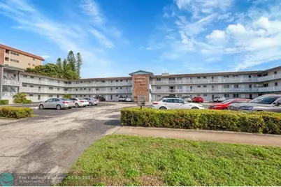 1021  Crystal Lake Dr, Unit #202, Deerfield Beach, FL 33064 - Photo 1