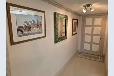 3010 NE 16 Avenue, Unit #102, Oakland Park, FL 33334 - Photo 4