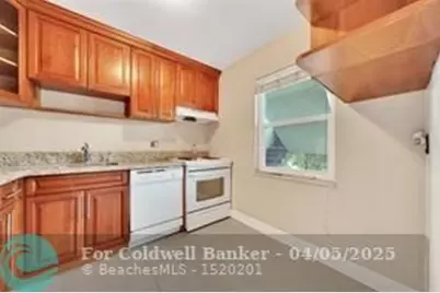 7897  Golf Circle Dr, Unit #112, Margate, FL 33063 - Photo 10