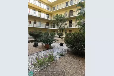 2831  Somerset Dr, Unit #118, Lauderdale Lakes, FL 33311 - Photo 20