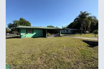 1120 SW 8th Ct, Okeechobee, FL 34974 - Photo 2