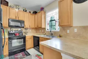 1764 SW Via Rossa, Port Saint Lucie, FL 34953 - Photo 10