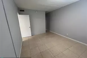 751 Pine Dr, Pompano Beach, FL 33060 - Photo 24