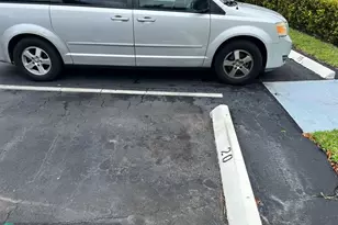 751 Pine Dr, Pompano Beach, FL 33060 - Photo 18