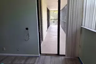 106 Lake Emerald Dr, Oakland Park, FL 33309 - Photo 16