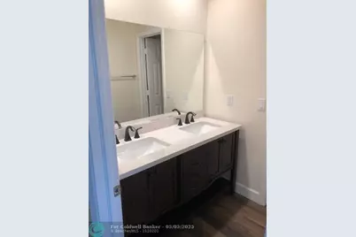 22028  Las Brisas Cir, Boca Raton, FL 33433 - Photo 10