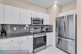 1245 SW 48th Terrace, Deerfield Beach, FL 33442 - Photo 4