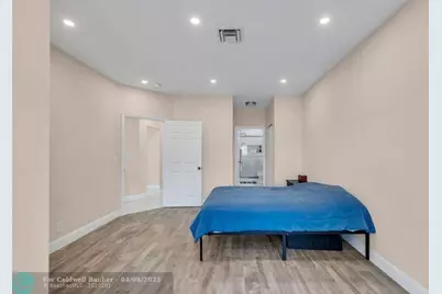 1245 SW 48th Ter, Deerfield Beach, FL 33442 - Photo 20