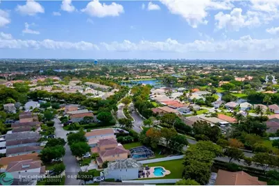 1245 SW 48th Ter, Deerfield Beach, FL 33442 - Photo 34