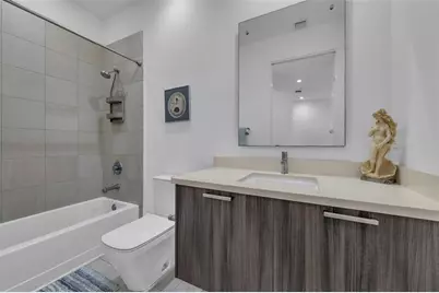 1045 NE 18th Ave, Unit #105, Fort Lauderdale, FL 33304 - Photo 14