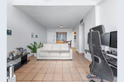 310  Fontainebleau Blvd, Unit #502, Miami, FL 33172 - Photo 6