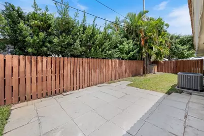 2113 NE 29th Ct, Fort Lauderdale, FL 33306 - Photo 32