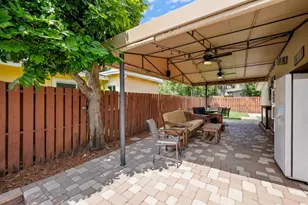 2113 NE 29th Ct, Fort Lauderdale, FL 33306 - Photo 24