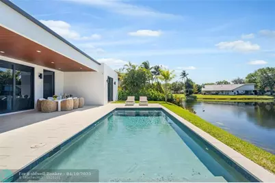 1000 SW 93rd Ave, Plantation, FL 33324 - Photo 4