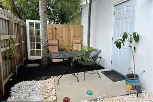 819 SW 9th Terrace, Fort Lauderdale, FL 33315 - Photo 4