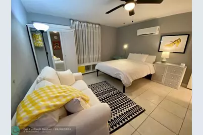 819 SW 9th Ter, Fort Lauderdale, FL 33315 - Photo 14