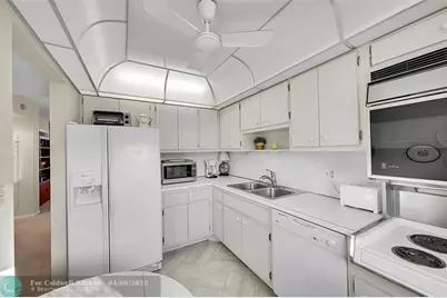 555 NW 4th Ave, Unit #4190, Boca Raton, FL 33432 - Photo 6