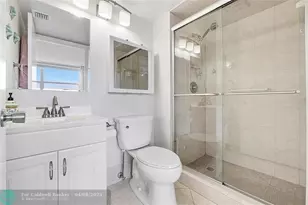 1650 NW 80th Ave, Margate, FL 33063 - Photo 12