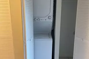 8405 NW 61st St, Tamarac, FL 33321 - Photo 8