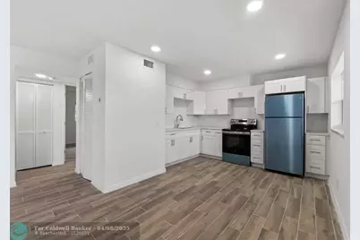 1301  Emerald Ter, Unit #5, Fort Pierce, FL 34950 - Photo 4