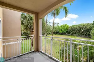 6492 Emerald Dunes Dr, West Palm Beach, FL 33411 - Photo 24