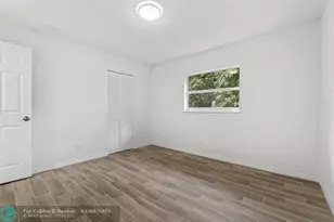 1301 Emerald Terrace, Fort Pierce, FL 34950 - Photo 8