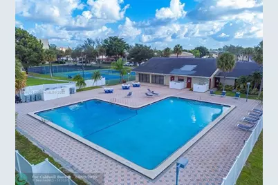 3500  Blue Lake Dr, Unit #303, Pompano Beach, FL 33064 - Photo 22