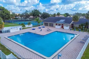 3500 Blue Lake Dr, Pompano Beach, FL 33064 - Photo 22