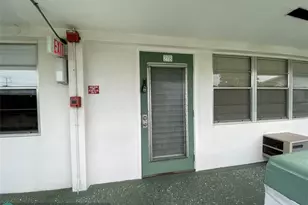 278 Newport R Unit, Deerfield Beach, FL 33442 - Photo 4