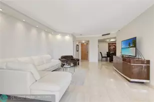 20191 E Country Club Dr, Miami, FL 33180 - Photo 2