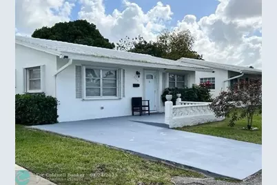 7110 NW 72 Street, Tamarac, FL 33321 - Photo 2