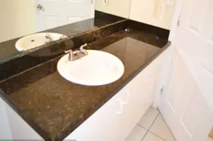 2911 NW 135th St, Opa-Locka, FL 33054 - Photo 16