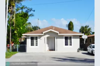 2911 NW 135th St, Opa-Locka, FL 33054 - Photo 1