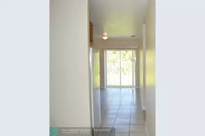 2911 NW 135th St, Opa-Locka, FL 33054 - Photo 2