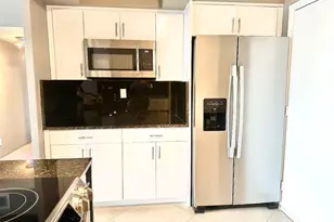 3233 NE 34th St, Fort Lauderdale, FL 33308 - Photo 12