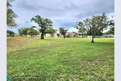 9521  Sunrise Lakes Blvd, Unit #103, Sunrise, FL 33322 - Photo 1