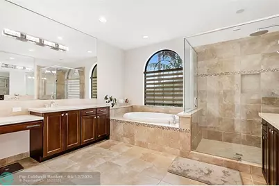 16621  Germaine Dr, Delray Beach, FL 33446 - Photo 8