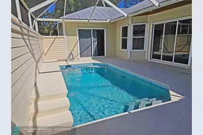 532 NE Canoe Park Cir, Port Saint Lucie, FL 34983 - Photo 14