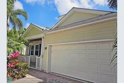 532 NE Canoe Park Cir, Port Saint Lucie, FL 34983 - Photo 2