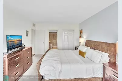 701 E Camino Real, Unit #4E, Boca Raton, FL 33432 - Photo 32