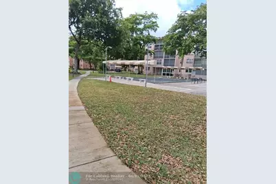 2861  Somerset Dr, Unit #317, Lauderdale Lakes, FL 33311 - Photo 18