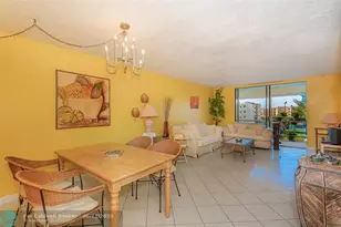 2861 Somerset Dr, Lauderdale Lakes, FL 33311 - Photo 8