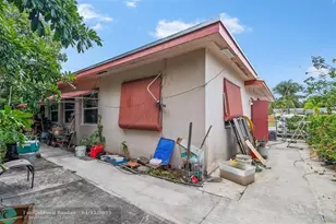 2748 NW 35th Terrace, Lauderdale Lakes, FL 33311 - Photo 4