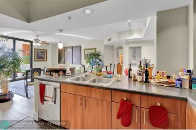 110 N Federal Hwy, Unit #815, Fort Lauderdale, FL 33301 - Photo 10