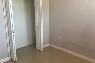 11473 NW 81st Ln, Miami, FL 33178 - Photo 12