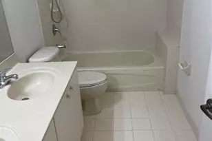 11473 NW 81st Ln, Miami, FL 33178 - Photo 14