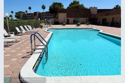 1055  Country Club Dr, Unit #404, Margate, FL 33063 - Photo 34