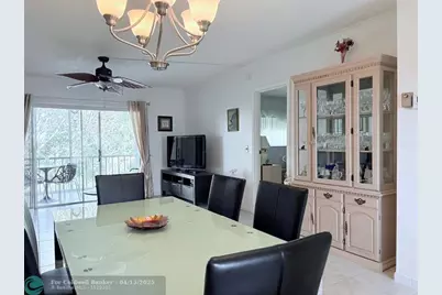 1055  Country Club Dr, Unit #404, Margate, FL 33063 - Photo 8