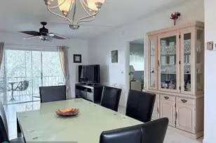 1055 Country Club Dr, Margate, FL 33063 - Photo 8