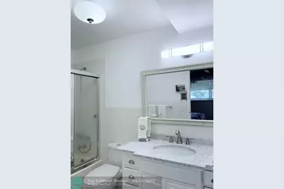 1055  Country Club Dr, Unit #404, Margate, FL 33063 - Photo 16